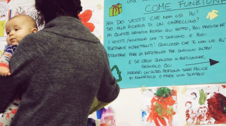 ts Al Villaggio per Crescere di Trieste c’è un armadio del dono e dello scambio